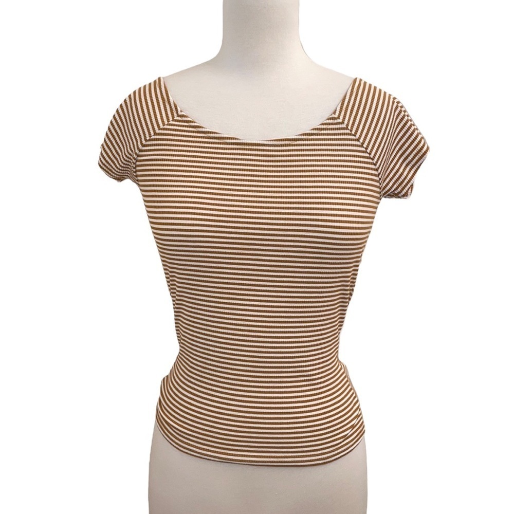 O'NEILL yellow and white striped scoop neck top in women's size Medium